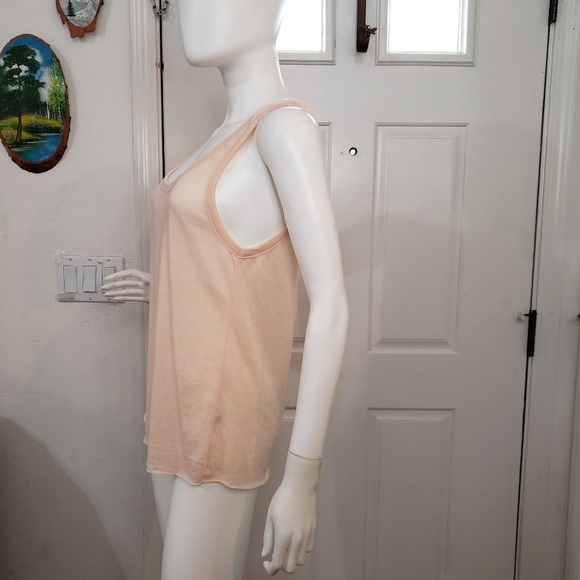 Wildfox size Small peach - Picture 2 of 5